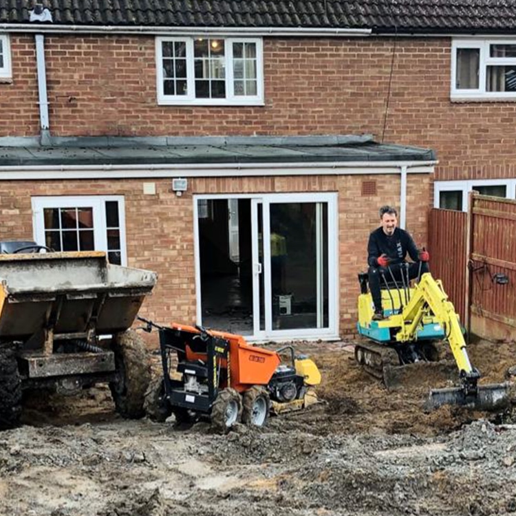 Man and Digger Best Choice 4 Milton Keynes Groundworks